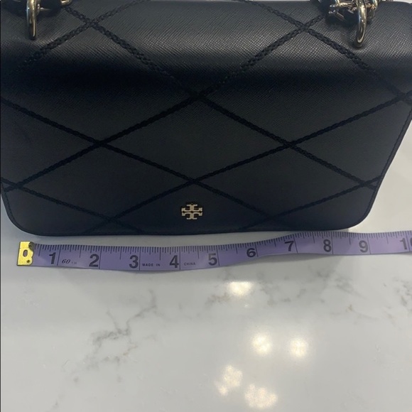 Tory Burch gold tone shoulder bag - Picture 12 of 13